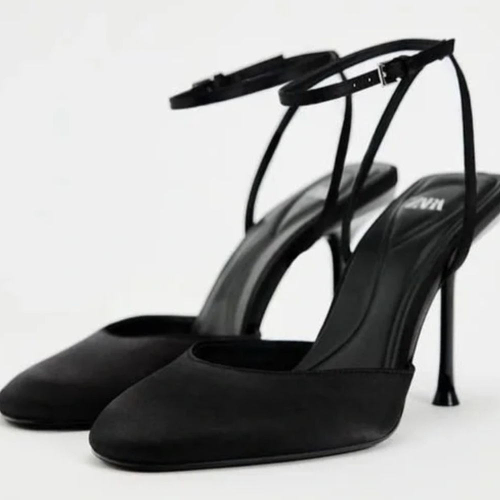 Zara Black Satin Ankle-Strap Heels – Size 9 (40)